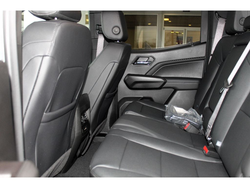 2026 Chevrolet Colorado LT - Photo 13