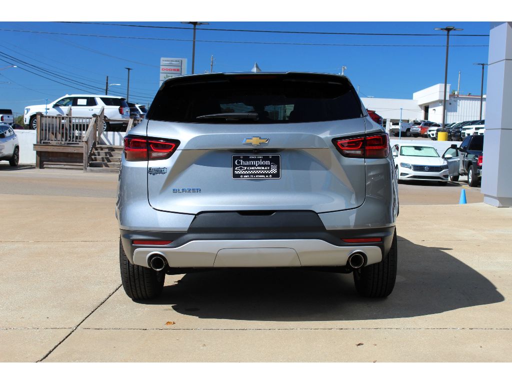 2025 Chevrolet Blazer 2LT - Photo 6