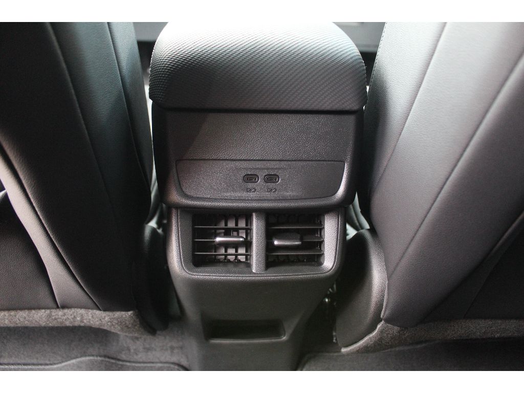 2027 Chevrolet Equinox LT - Photo 16
