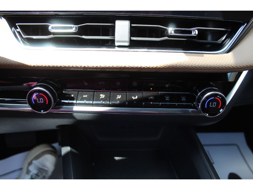 2027 Chevrolet Equinox ACTIV - Photo 13