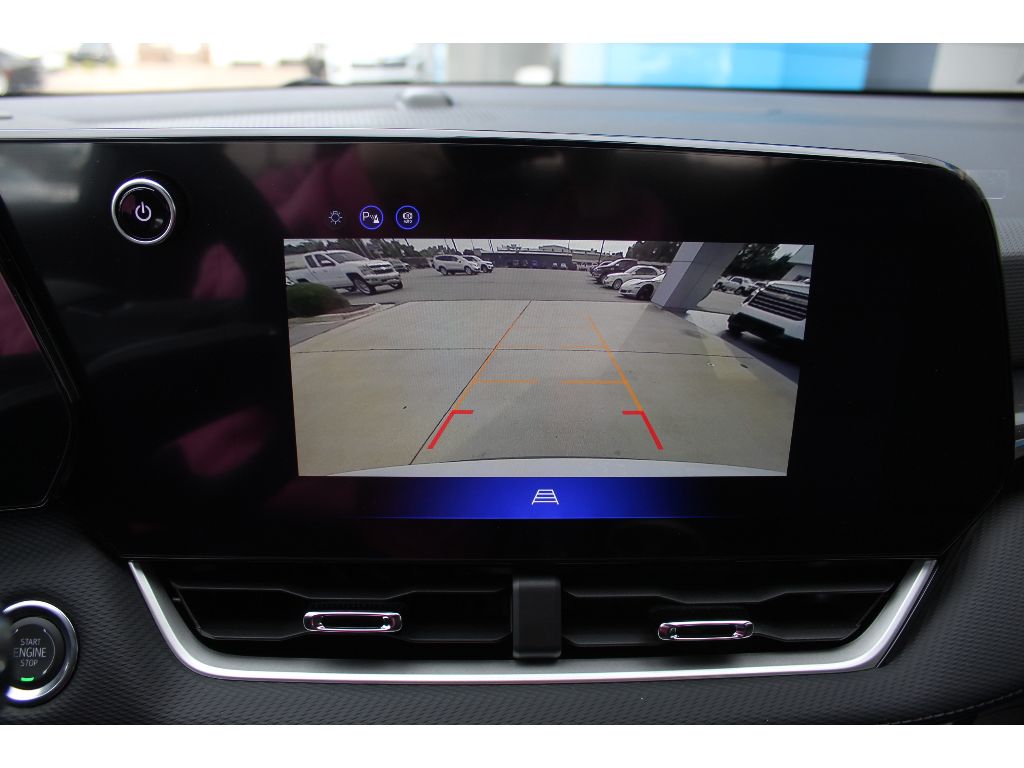 2027 Chevrolet Equinox LT - Photo 12