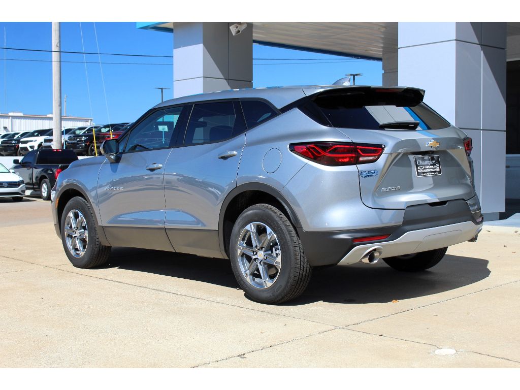 2025 Chevrolet Blazer 2LT - Photo 7