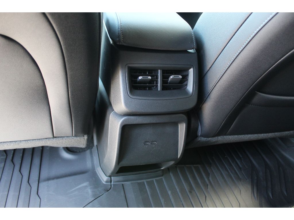 2026 Chevrolet Equinox EV 2LT - Photo 8