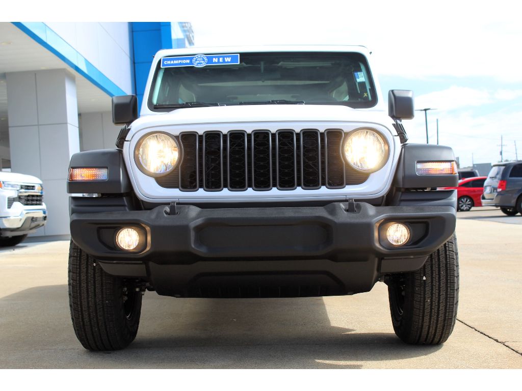 2026 Jeep Wrangler Sport photo 3