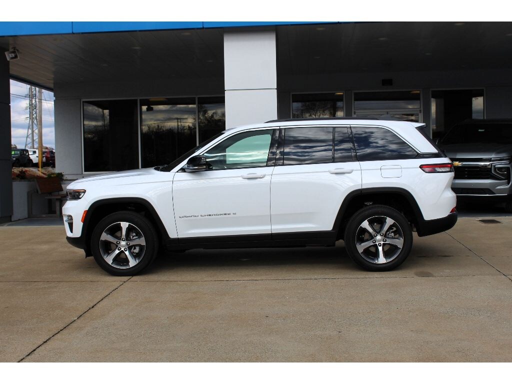 New 2025 Jeep Grand Cherokee Limited Sport Utility