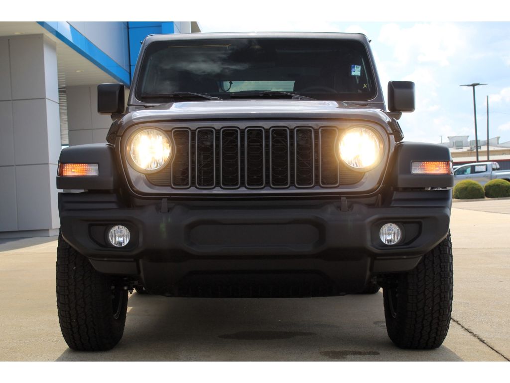 2025 Jeep Wrangler Sport S photo 2