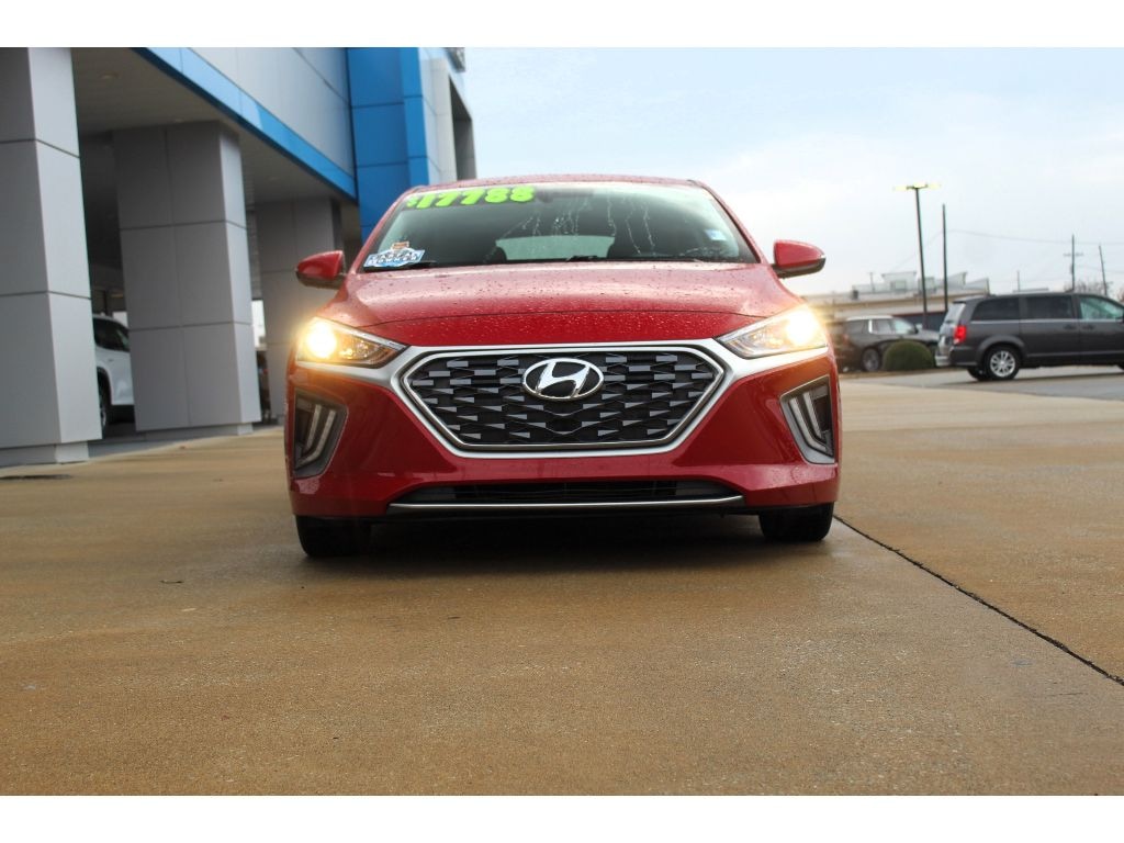 Used 2022 Hyundai IONIQ Hybrid SE Hatchback