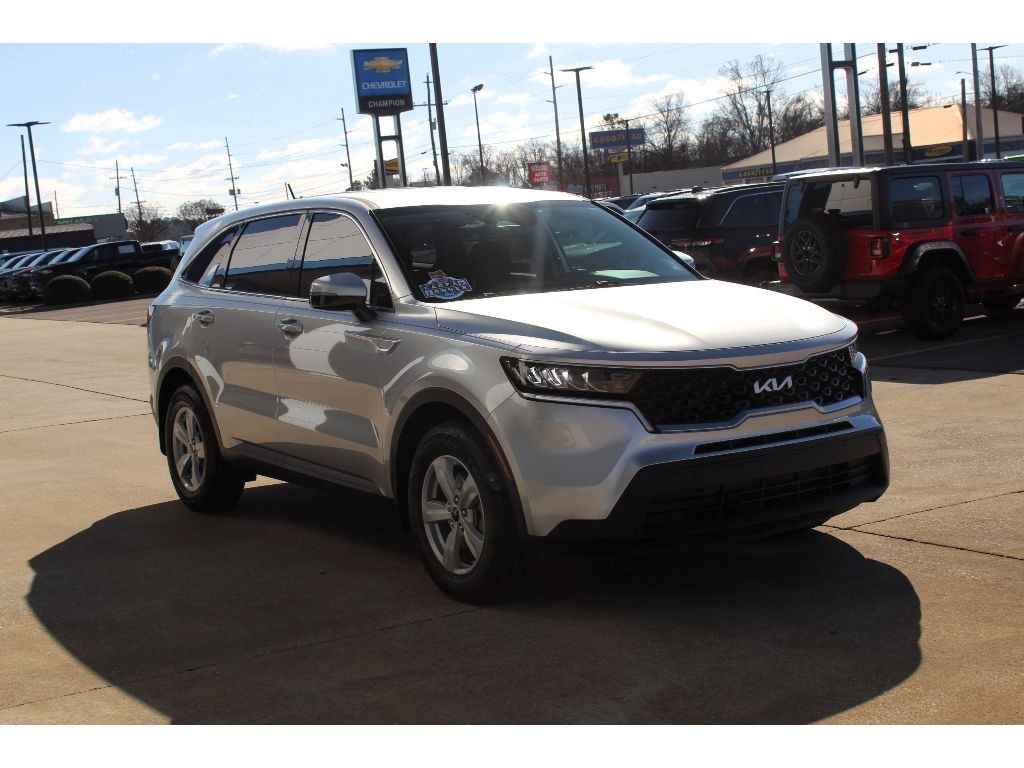 Used 2022 Kia Sorento LX SUV