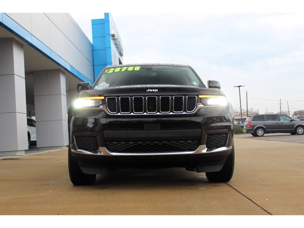 Used 2023 Jeep Grand Cherokee L Laredo Sport Utility