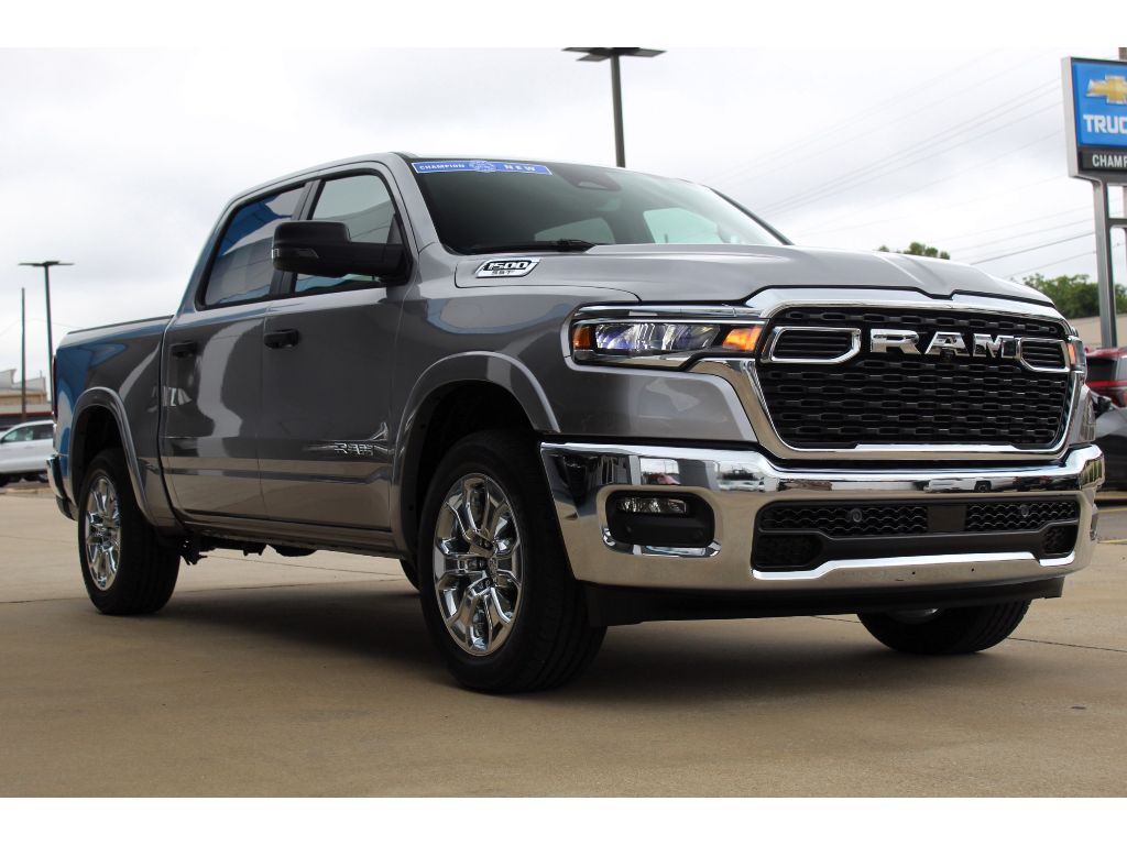 2025 Ram 1500 Big Horn photo 3