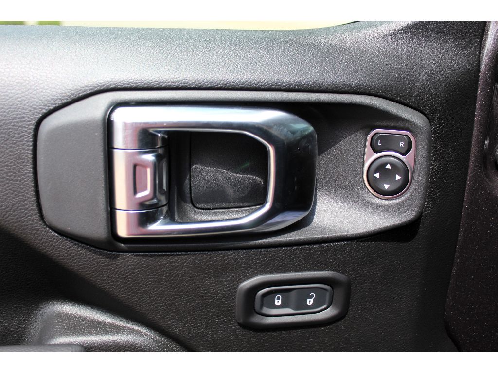 2025 Jeep Wrangler 2-Door Sport S - Photo 8