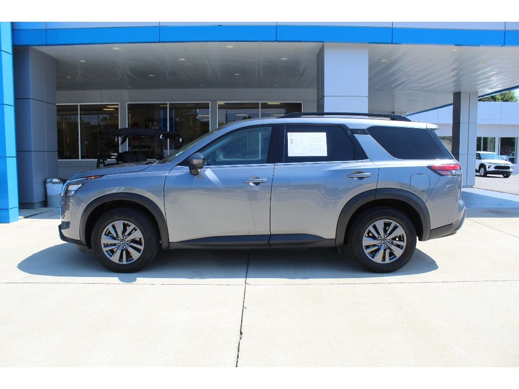 Used 2025 Nissan Pathfinder SV Sport Utility