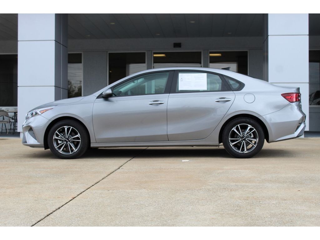 Used 2024 Kia Forte LXS Sedan