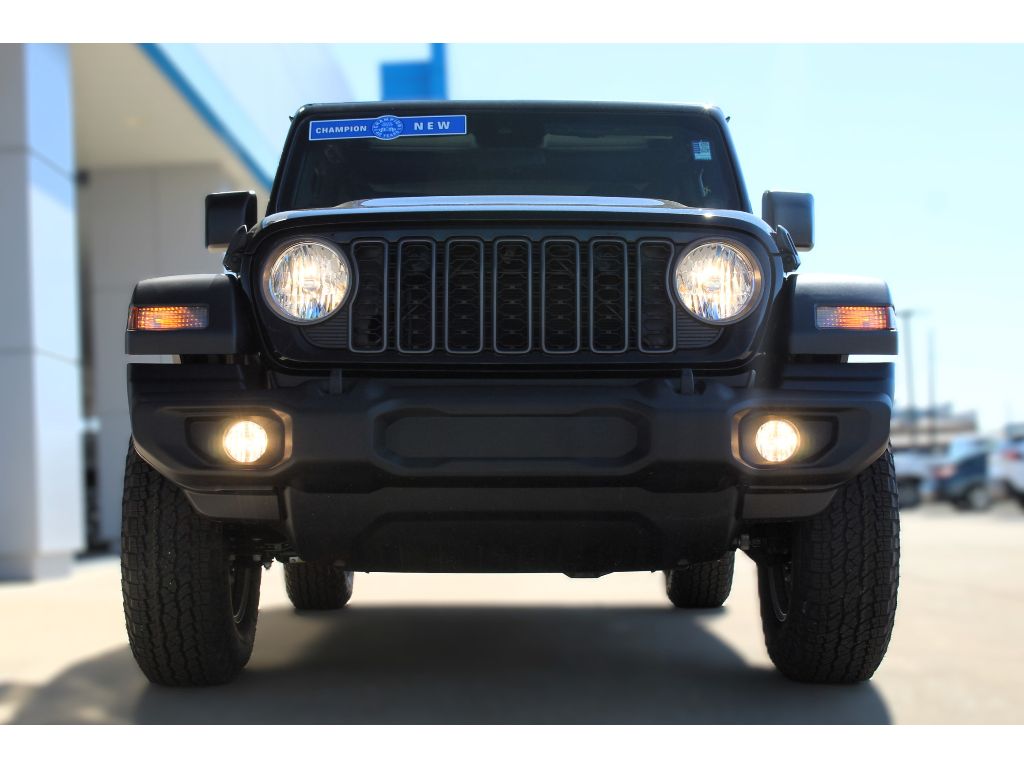 2025 Jeep Wrangler Sport S photo 3