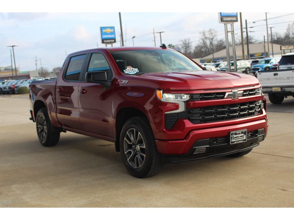 Used 2025 Chevrolet Silverado RST Crew Cab