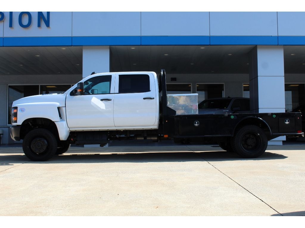 Used 2021 Chevrolet Silverado 4500HD / Silverado 5 Work Truck Crew Cab