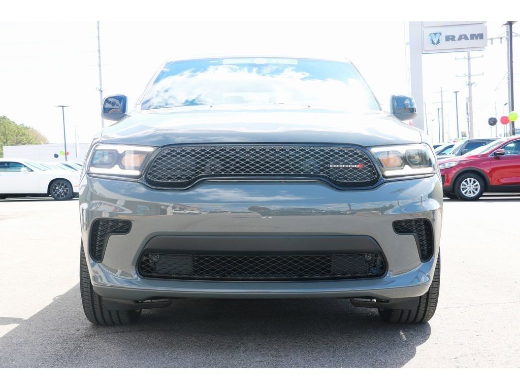 2024 Dodge Durango SXT photo 2