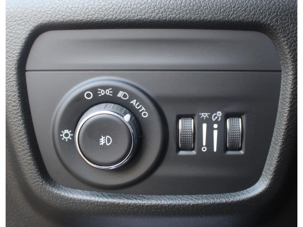 2023 Jeep Grand Cherokee Limited - Photo 15