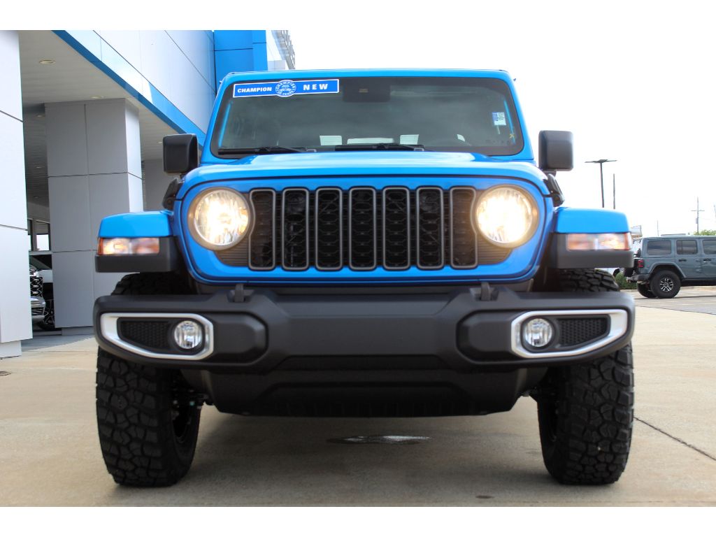 2025 Jeep Gladiator Sport photo 2