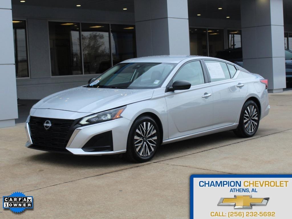 2024 Nissan Altima SV