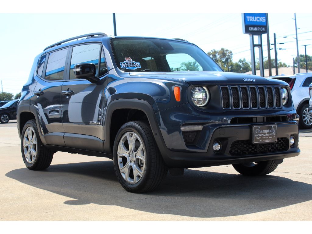 2023 Jeep Renegade Limited photo 3