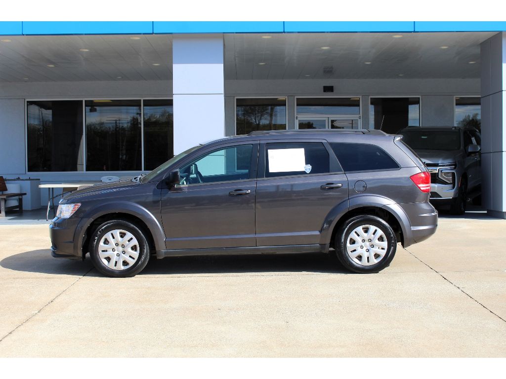 Used 2019 Dodge Journey SE with VIN 3C4PDCAB5KT746969 for sale in Athens, AL