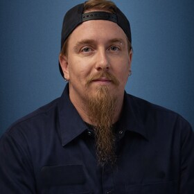 Staff member William Pilk from ID_786f25ccd173