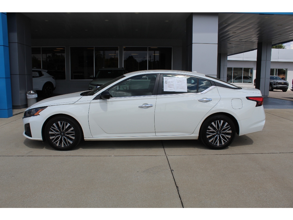 Used 2025 Nissan Altima SV with VIN 1N4BL4DV6SN312297 for sale in Athens, AL