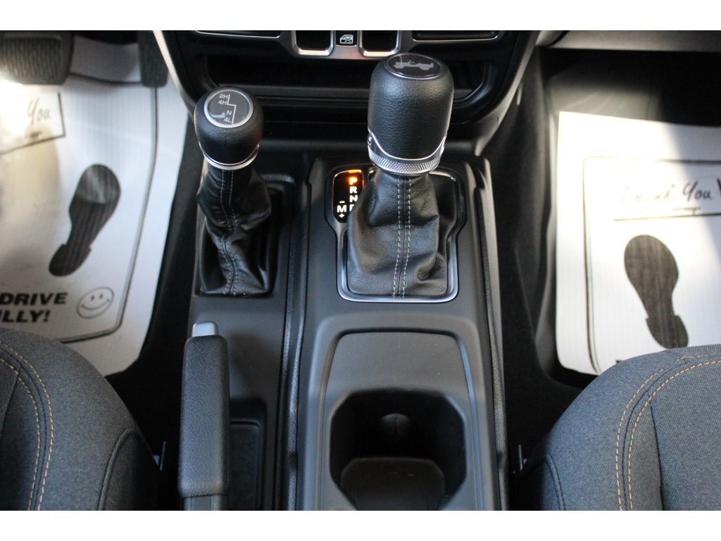 2025 Jeep Wrangler 4-Door Sport S - Photo 15