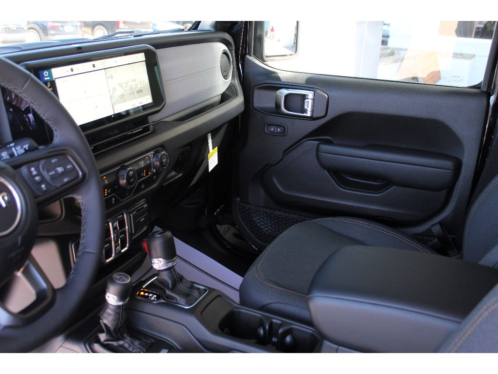 2025 Jeep Wrangler 4-Door Sport S - Photo 9