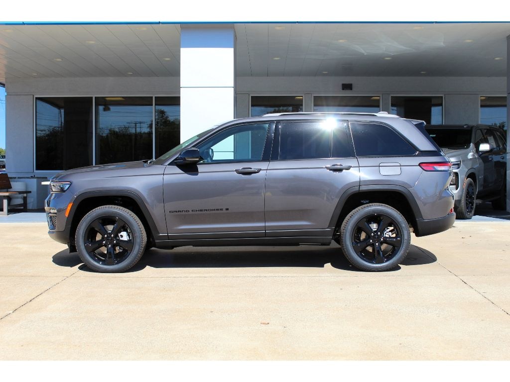 New 2025 Jeep Grand Cherokee Limited Sport Utility