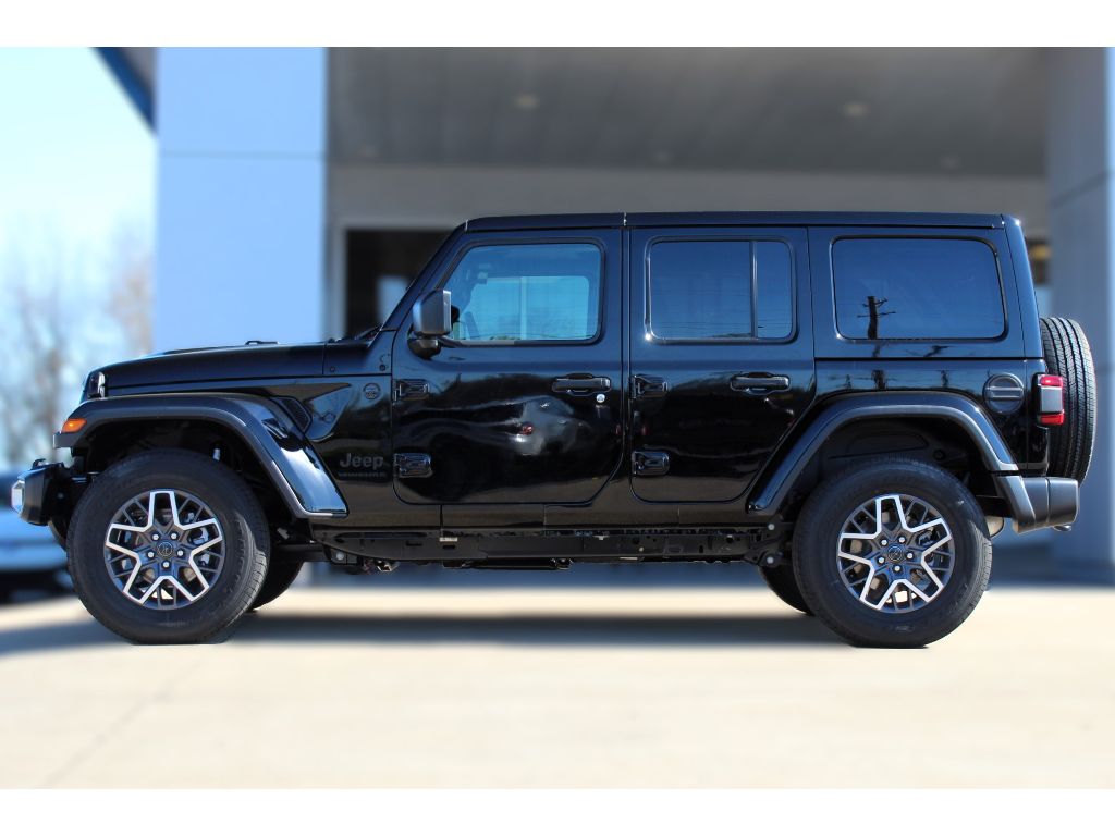 2025 Jeep Wrangler Sahara Sport photo 2