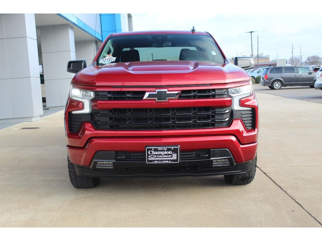 Used 2025 Chevrolet Silverado RST Crew Cab