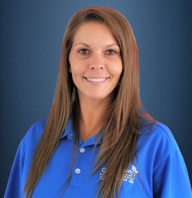 Staff member Eva Garner from ID_88cf2512fff7