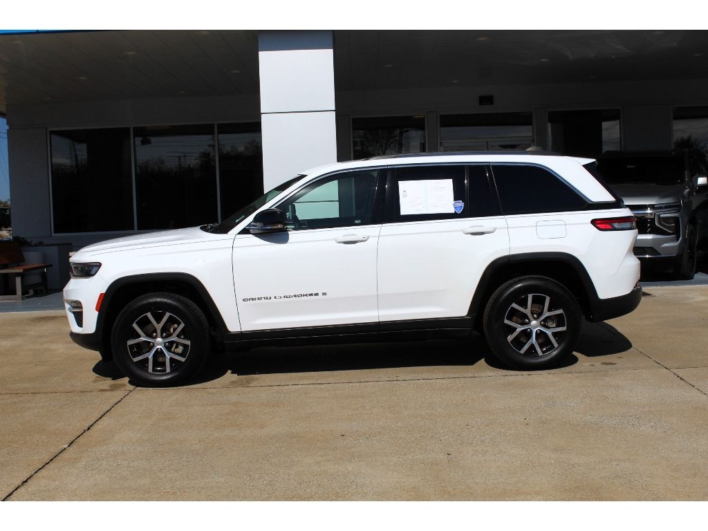 Used 2023 Jeep Grand Cherokee Limited SUV