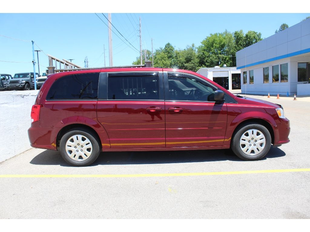 Used 2017 Dodge Grand Caravan SE Passenger Van