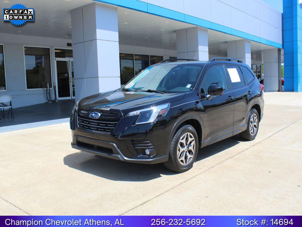 2024 Subaru Forester Premium's photo
