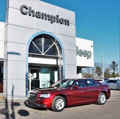 2023 Chrysler 300 TOURING Sedan