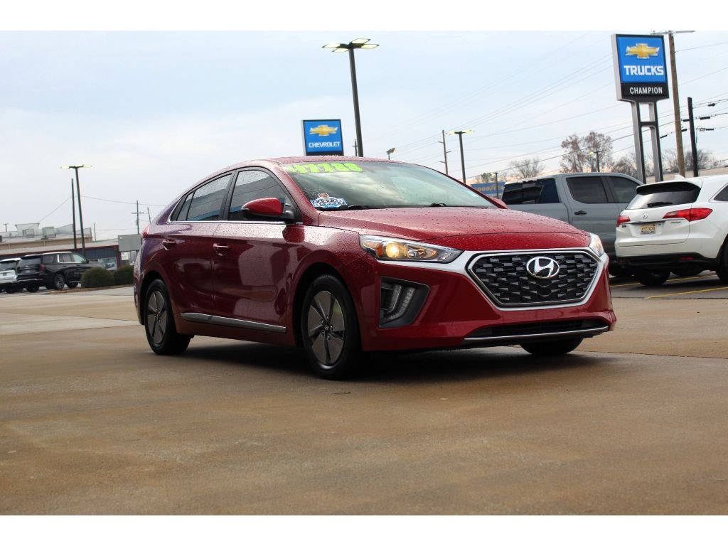 Used 2022 Hyundai IONIQ Hybrid SE Hatchback
