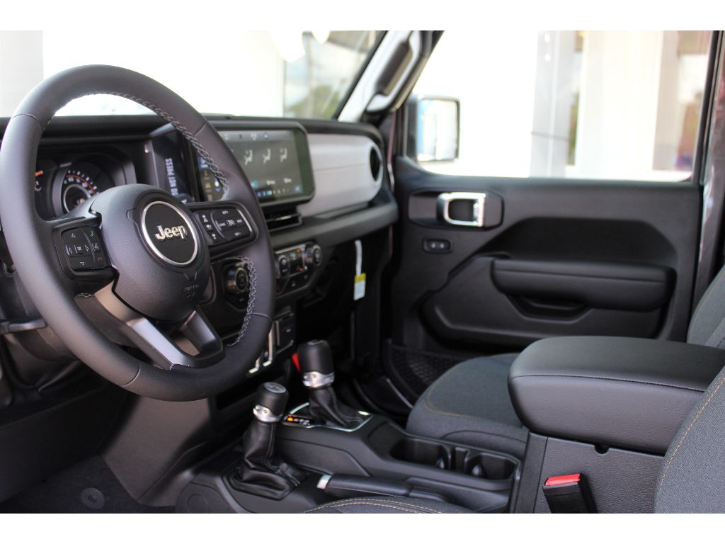 2025 Jeep Wrangler 2-Door Sport S - Photo 10