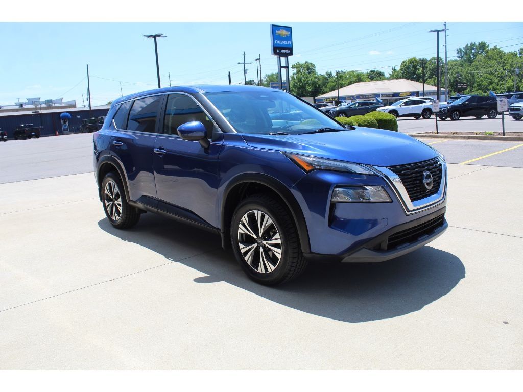 Used 2023 Nissan Rogue SV Sport Utility