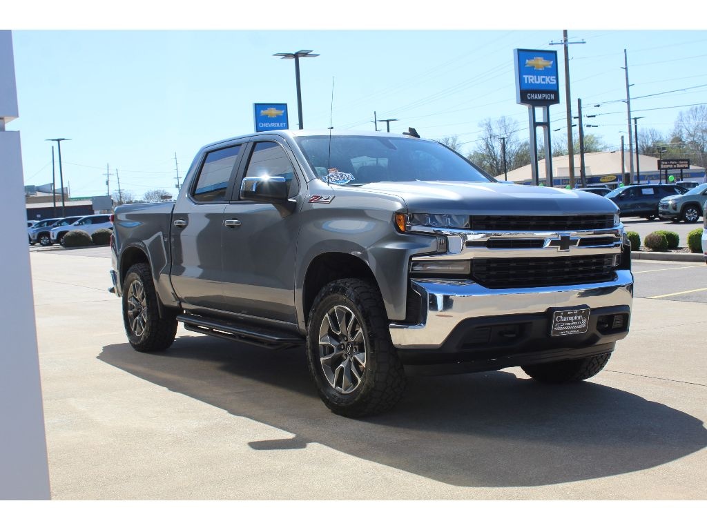 Used 2020 Chevrolet Silverado LT Crew Cab