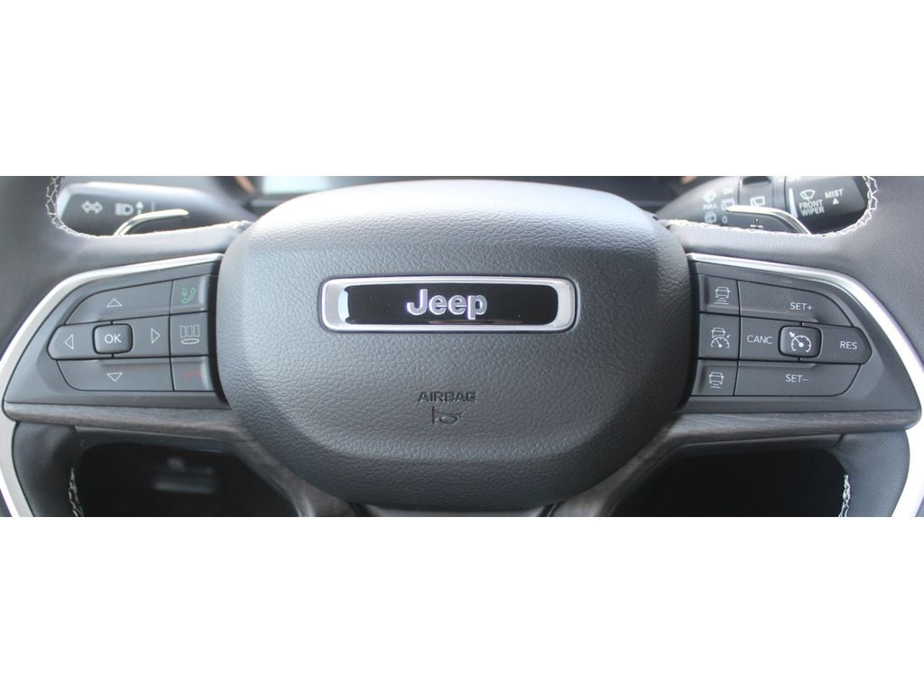 2023 Jeep Grand Cherokee Limited - Photo 9