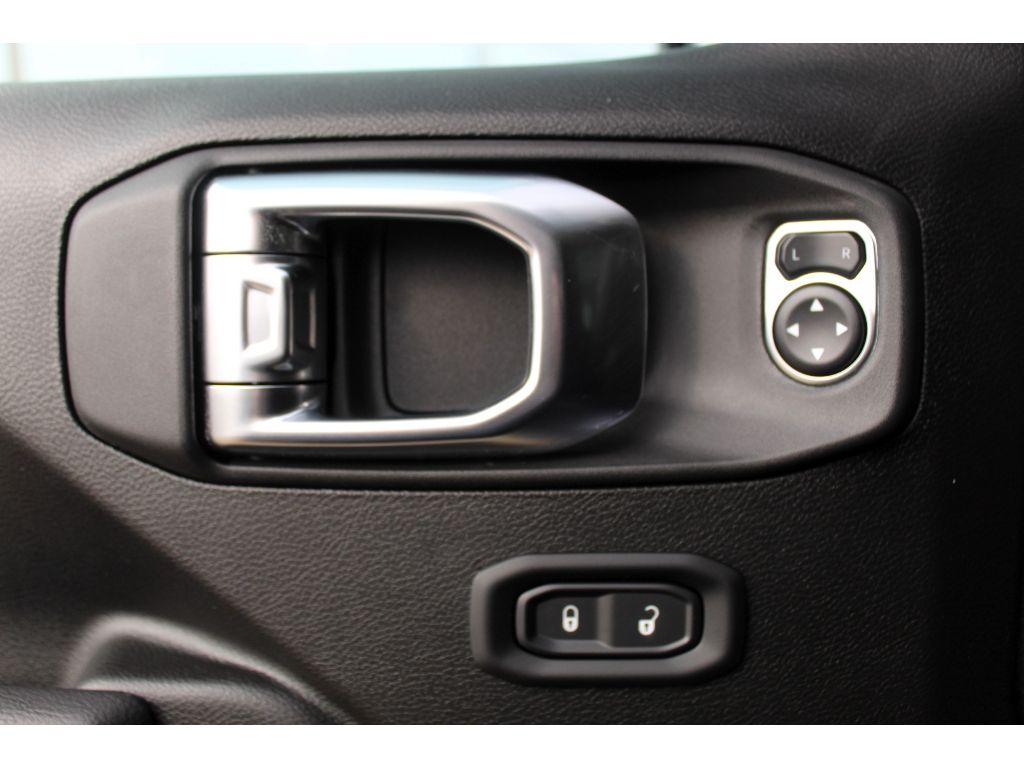 2025 Jeep Wrangler 4-Door Sport S - Photo 9