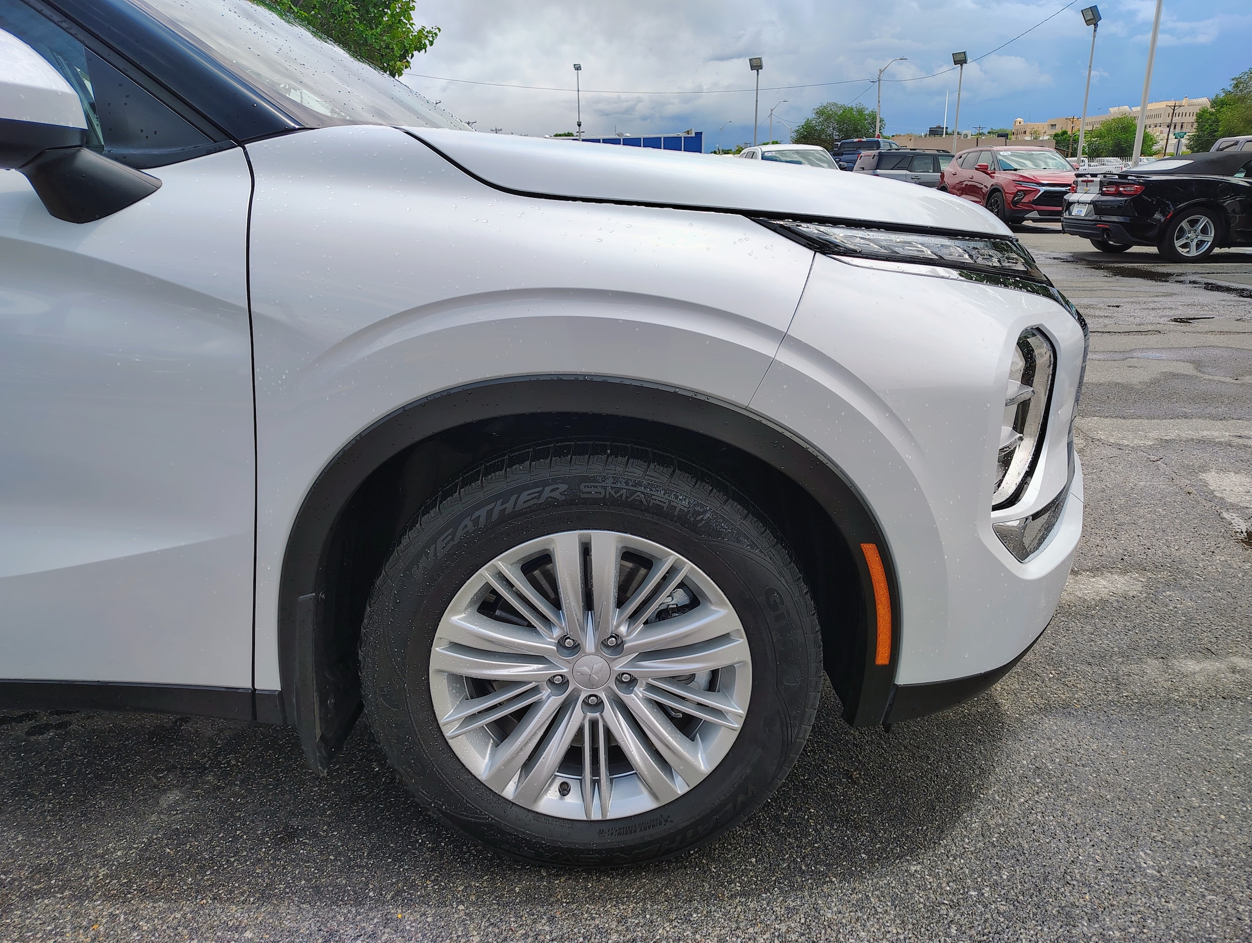 Used 2023 Mitsubishi Outlander ES with VIN JA4J3TA84PZ046786 for sale in Gallup, NM