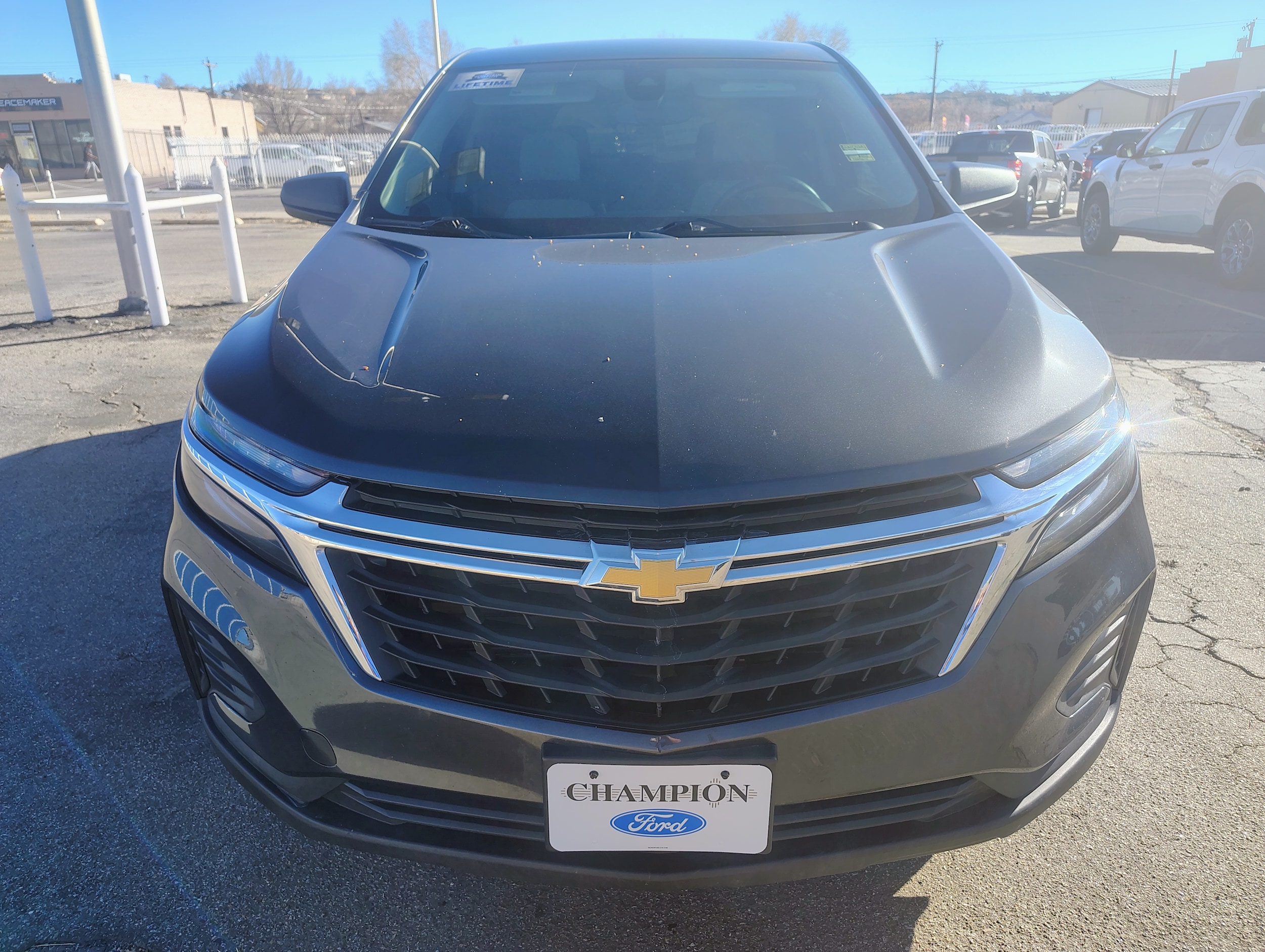 2022 Chevrolet Equinox LS's photo