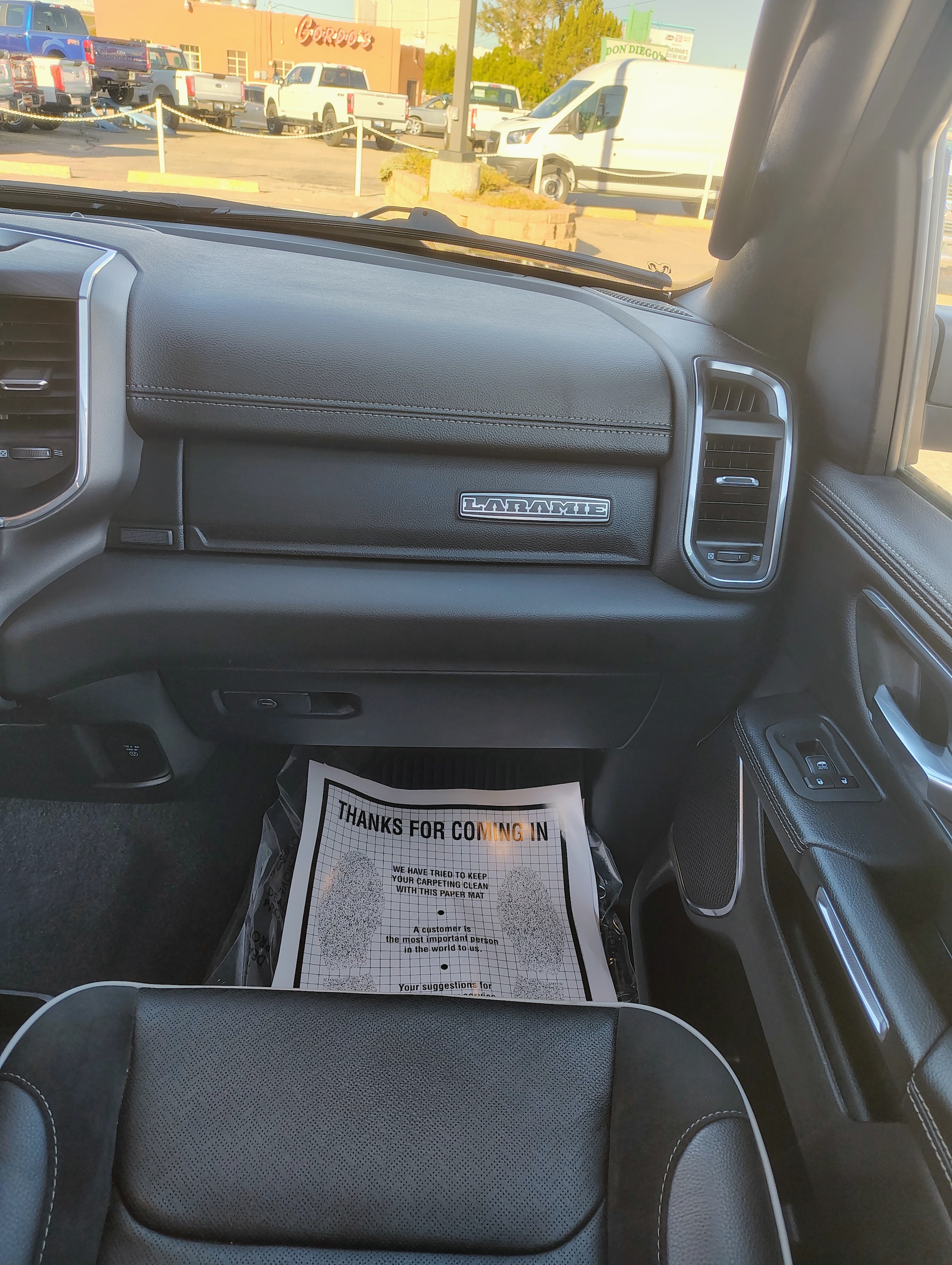 2025 RAM Ram 1500 Pickup Laramie - Photo 17