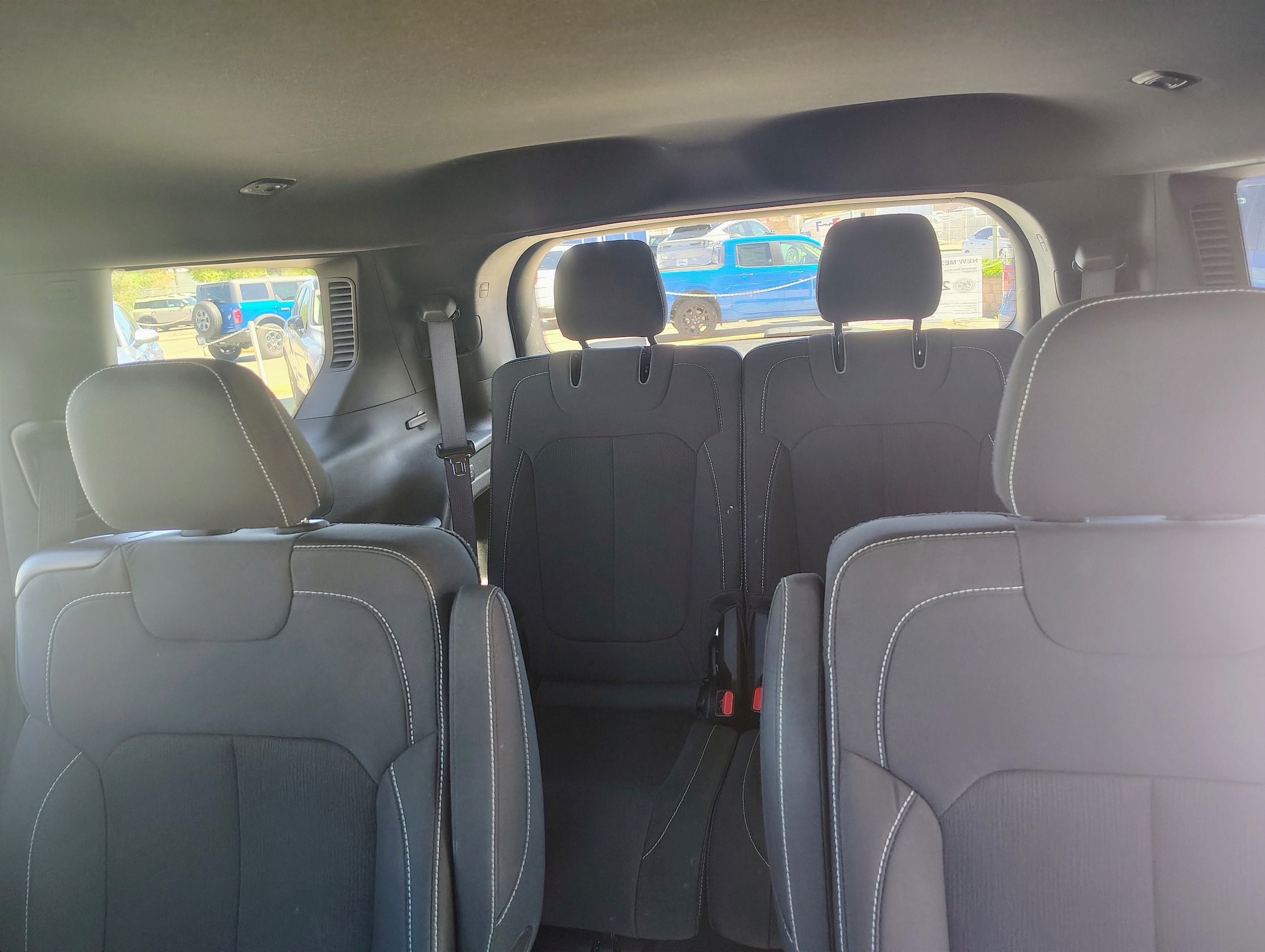 2024 Jeep Grand Cherokee L Laredo - Photo 13