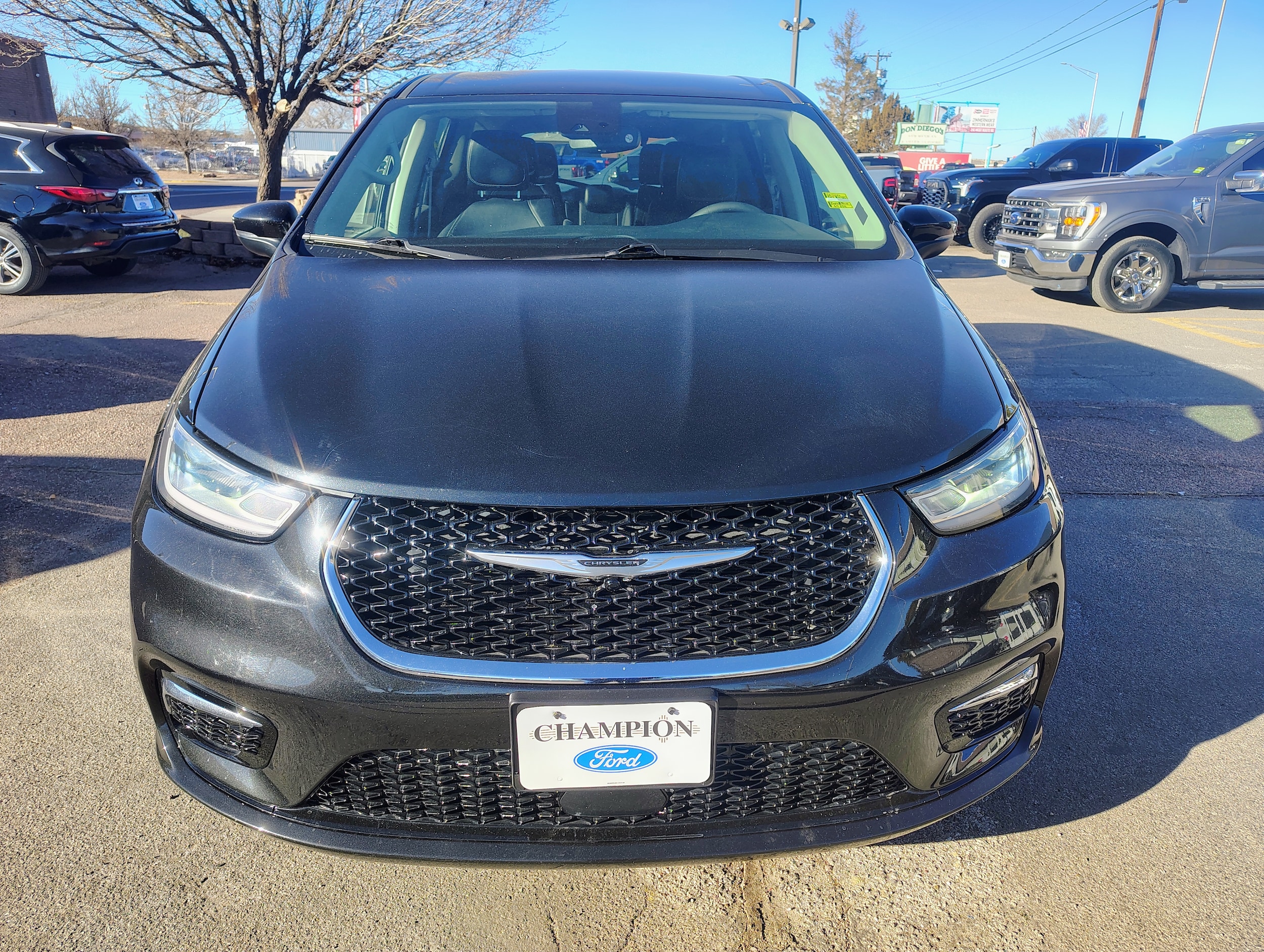 2023 Chrysler Pacifica Hybrid Touring L