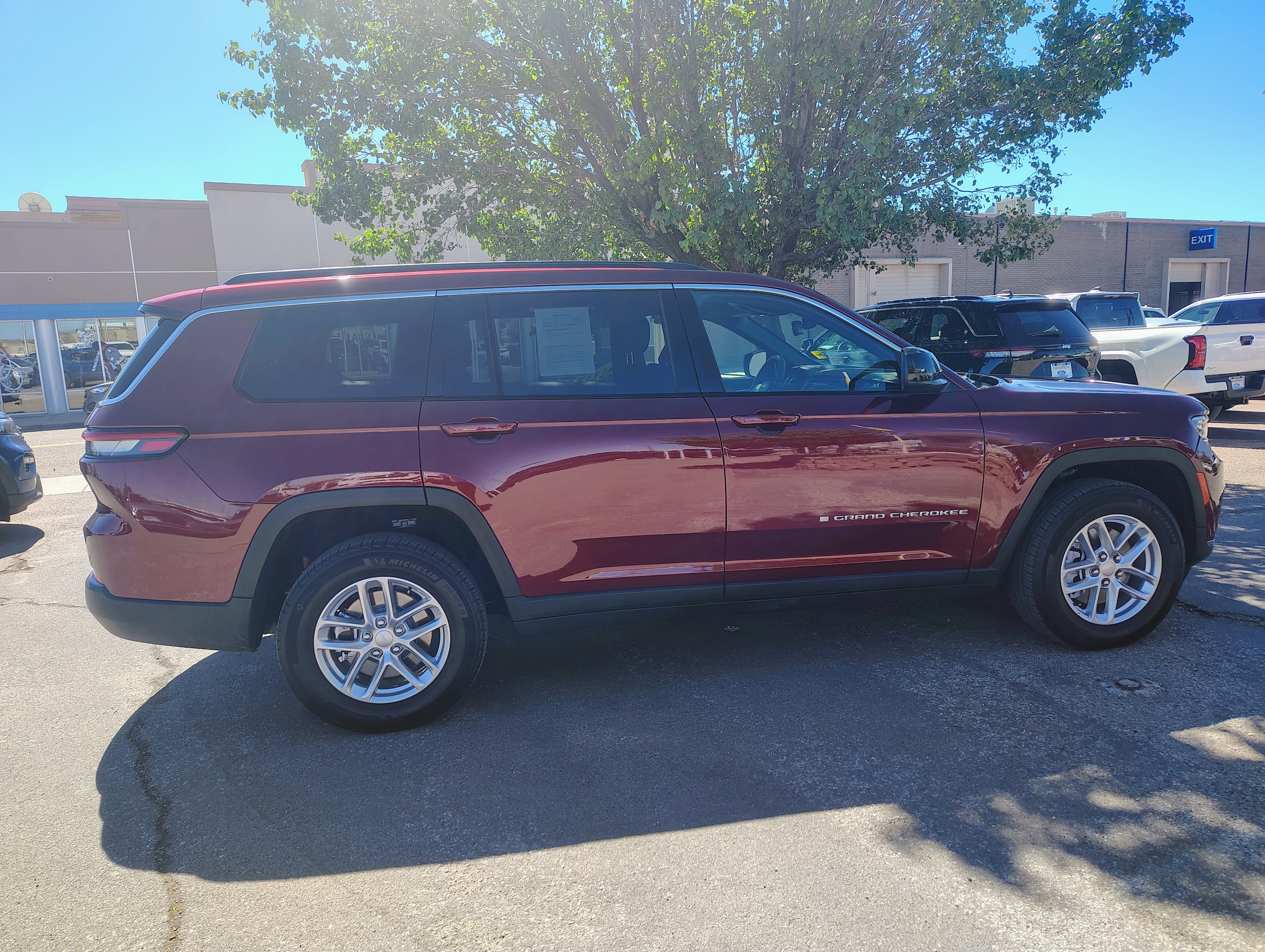 2024 Jeep Grand Cherokee L Laredo - Photo 7